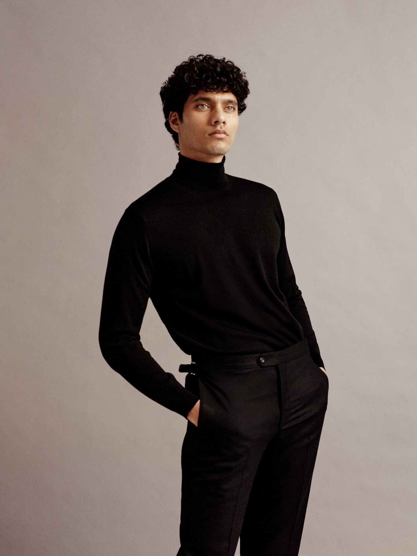 Merino Wool Extrafine Roll neck Sweater Black Mid Crop Model Image