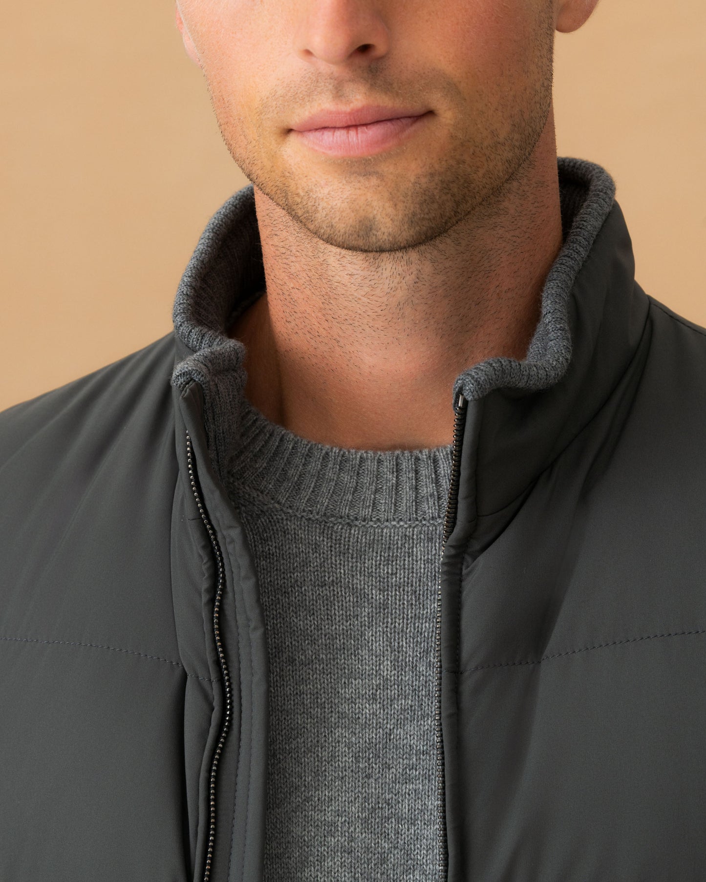 Japanese Nylon Gilet Graphite Model Collar Image
