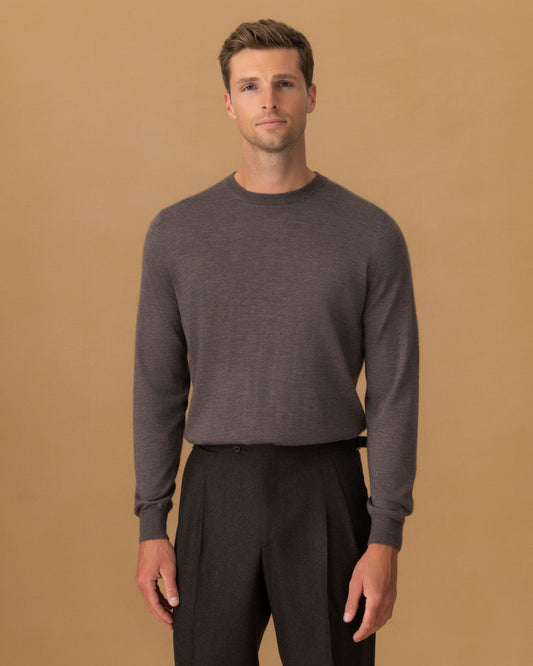 Cashmere Silk Extrafine Crew Neck Sweater Brown Main Model Image
