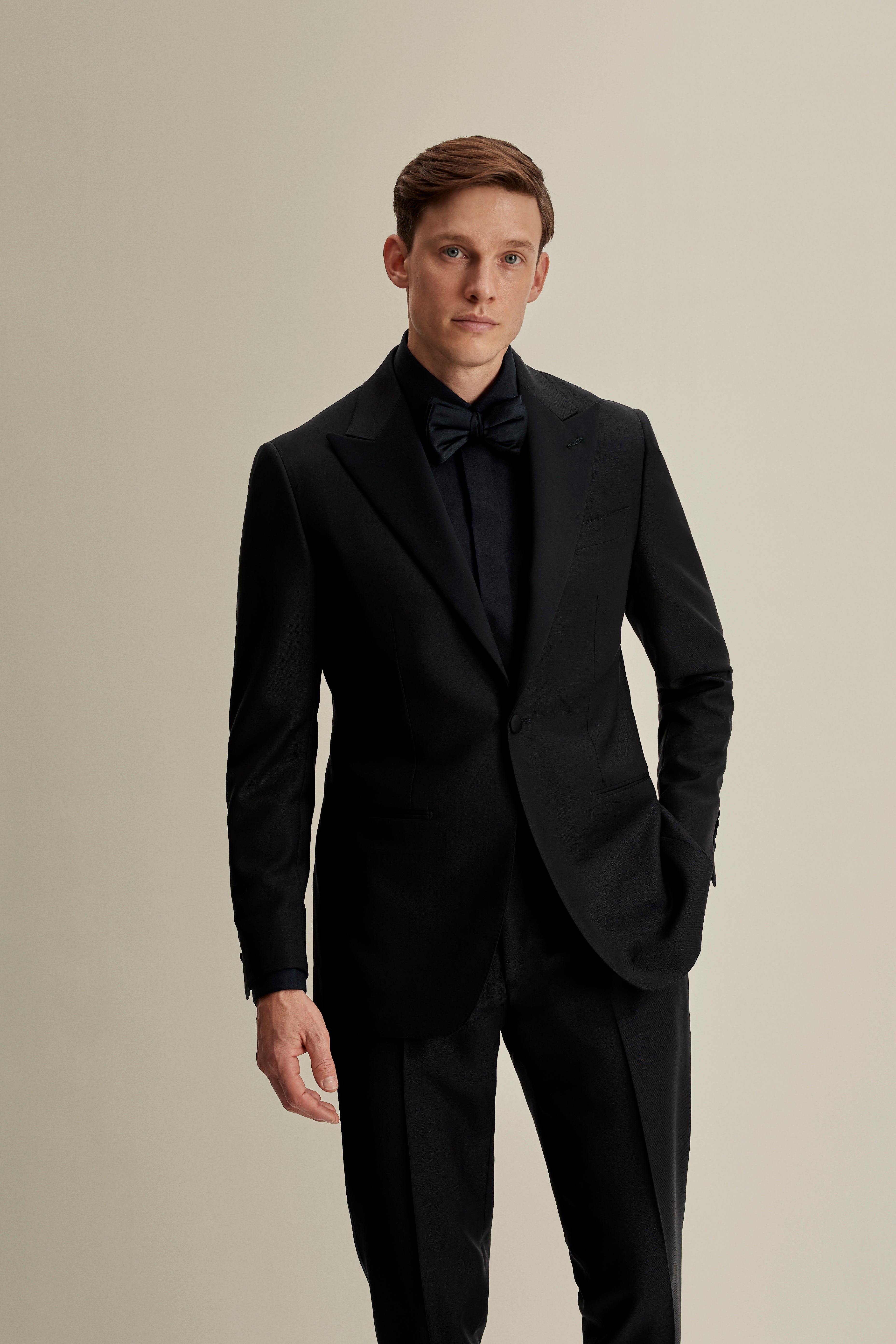 Peak Lapel Dinner Suit Midnight Navy Crop Model Image