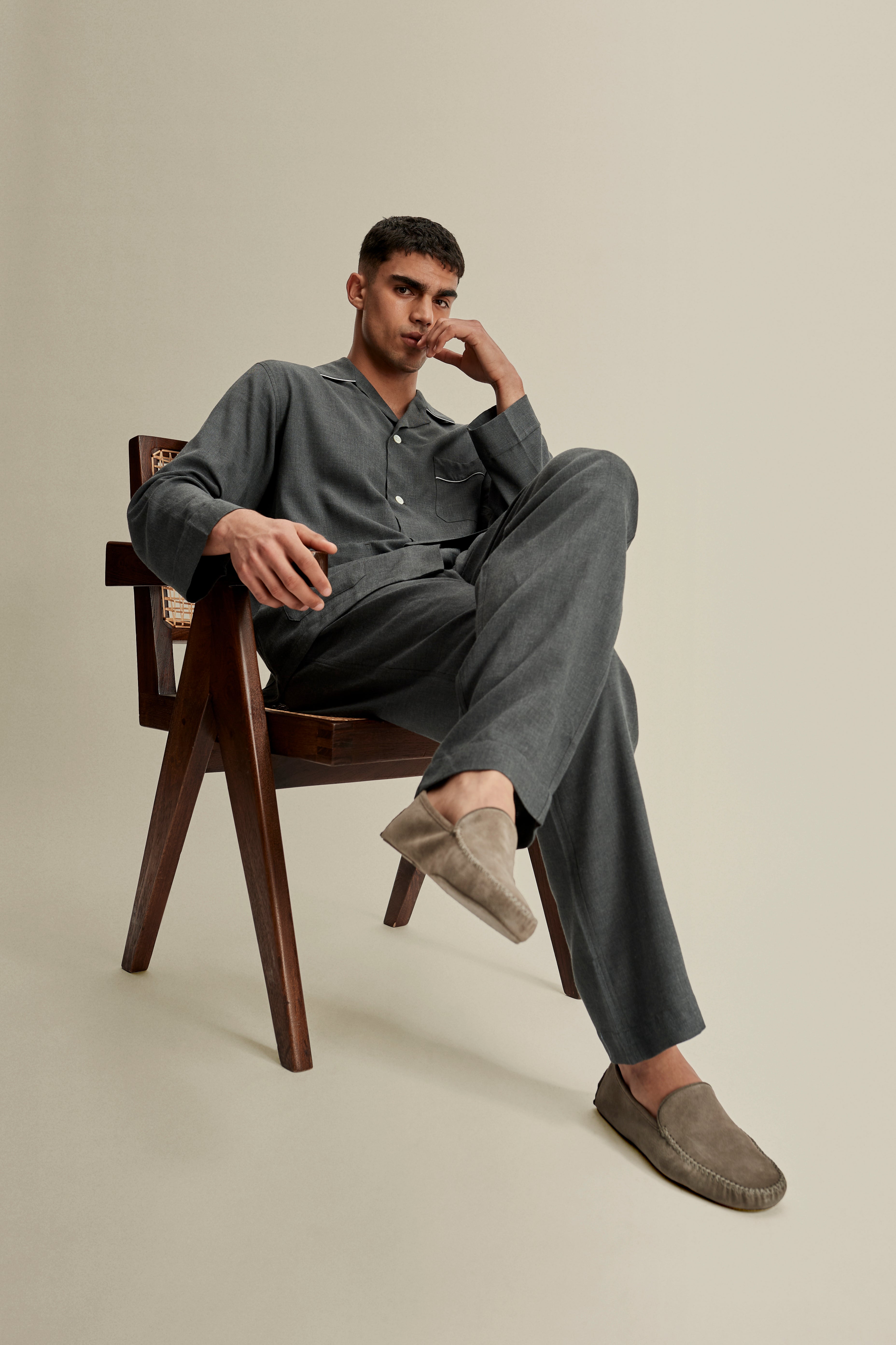 Cashmere Lined Suede Slippers Brown Model Image
