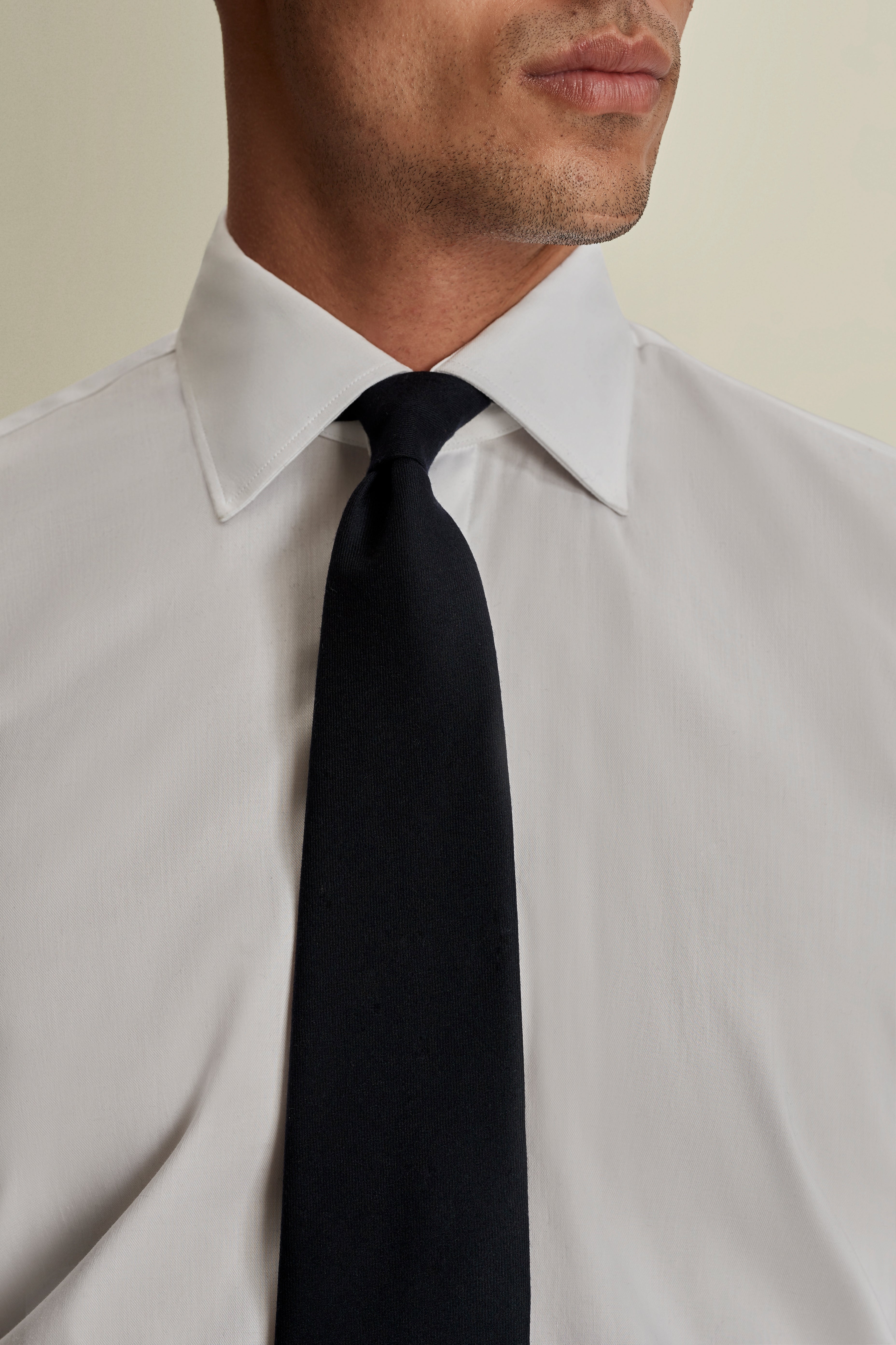 Wool Tie Darkest Navy Model Image