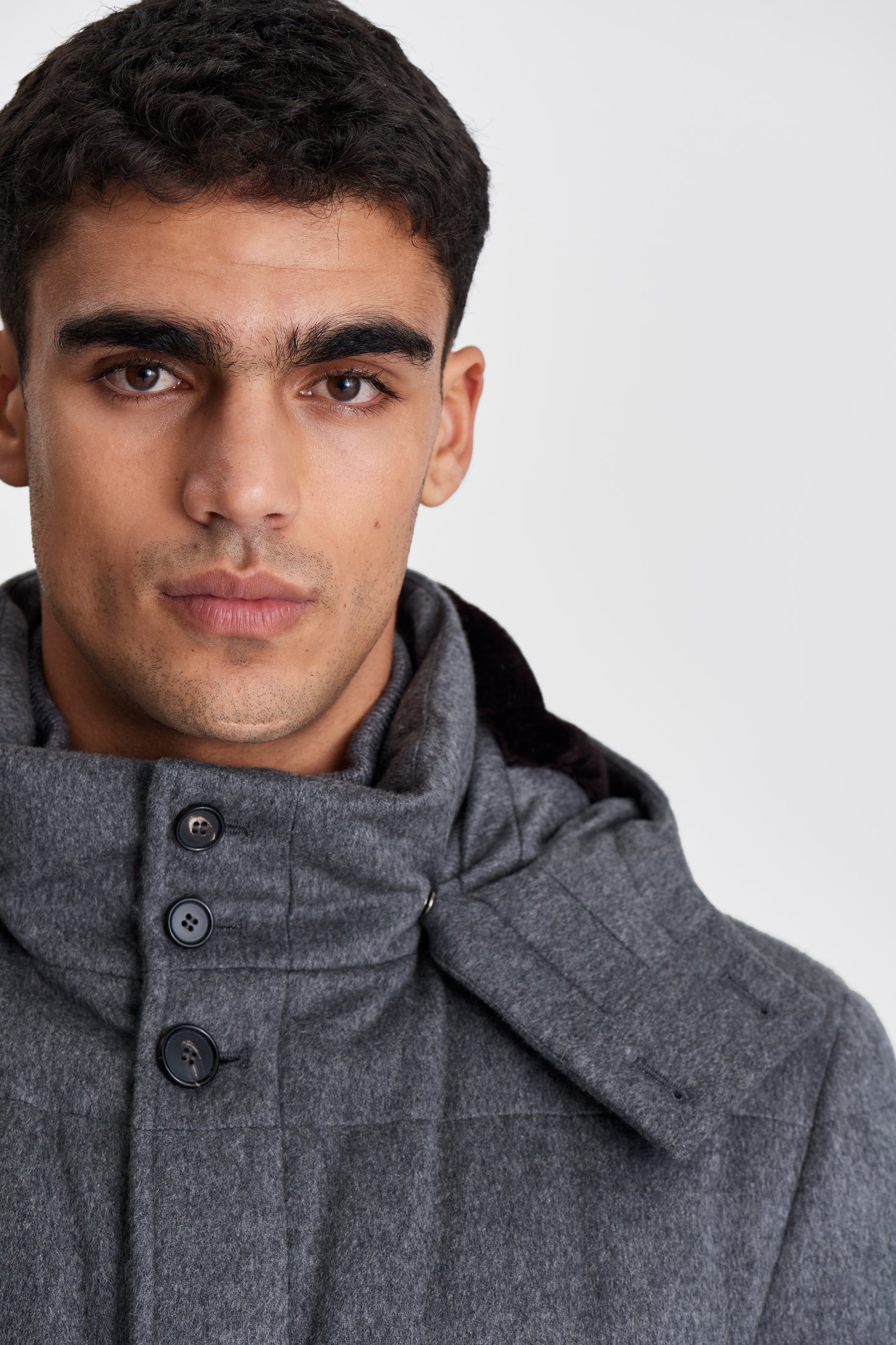 Cashmere Quilted Parka Grey Model Neck Image