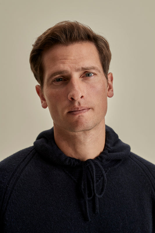 Cashmere Pullover Hoodie Navy Model Neck Image
