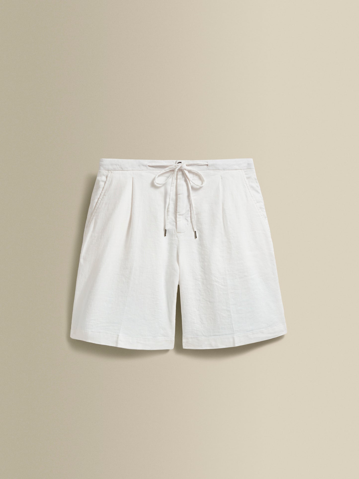 Linen Jersey Pleated Shorts White Product Image