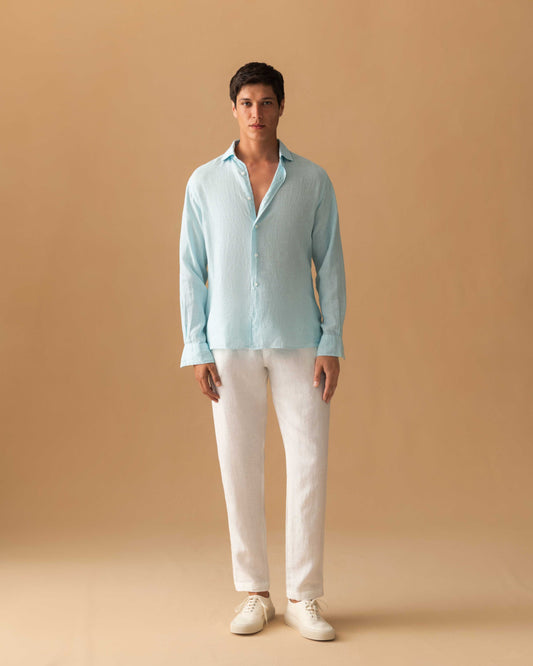 Linen Cutaway Collar Shirt Pale Blue Model Image
