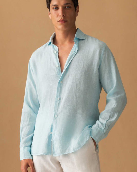 Linen Cutaway Collar Shirt Pale Blue Model Cropped Image