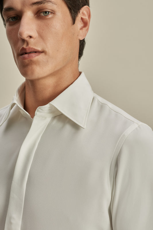 Silk Lecce Collar Fly Front Shirt White Model Collar Image