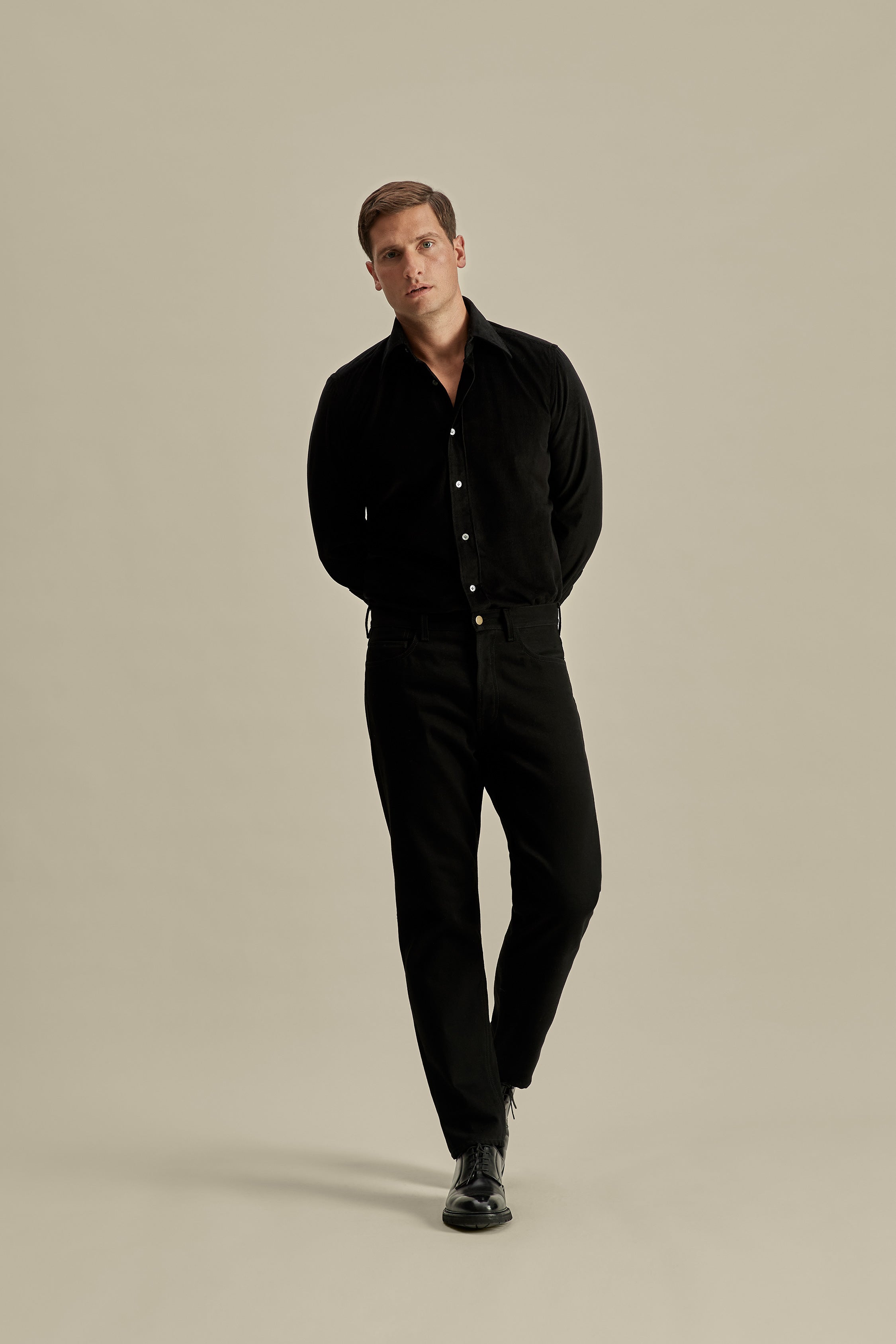 Corduroy Point Collar Shirt Black Model Image