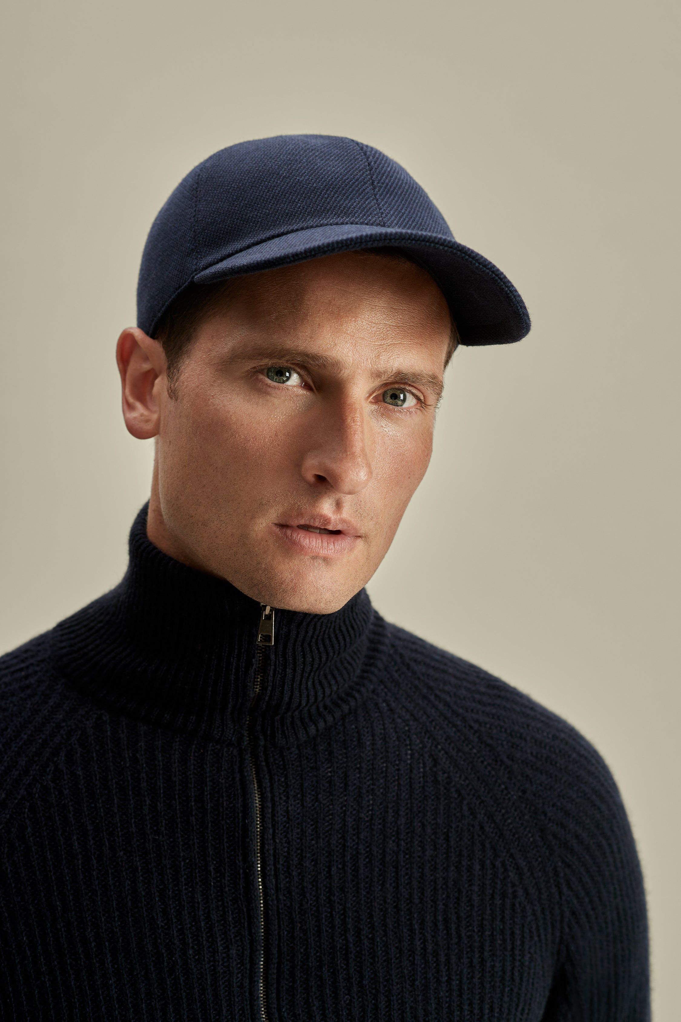 Wool Cashmere Baseball Cap Navy Model Front Image