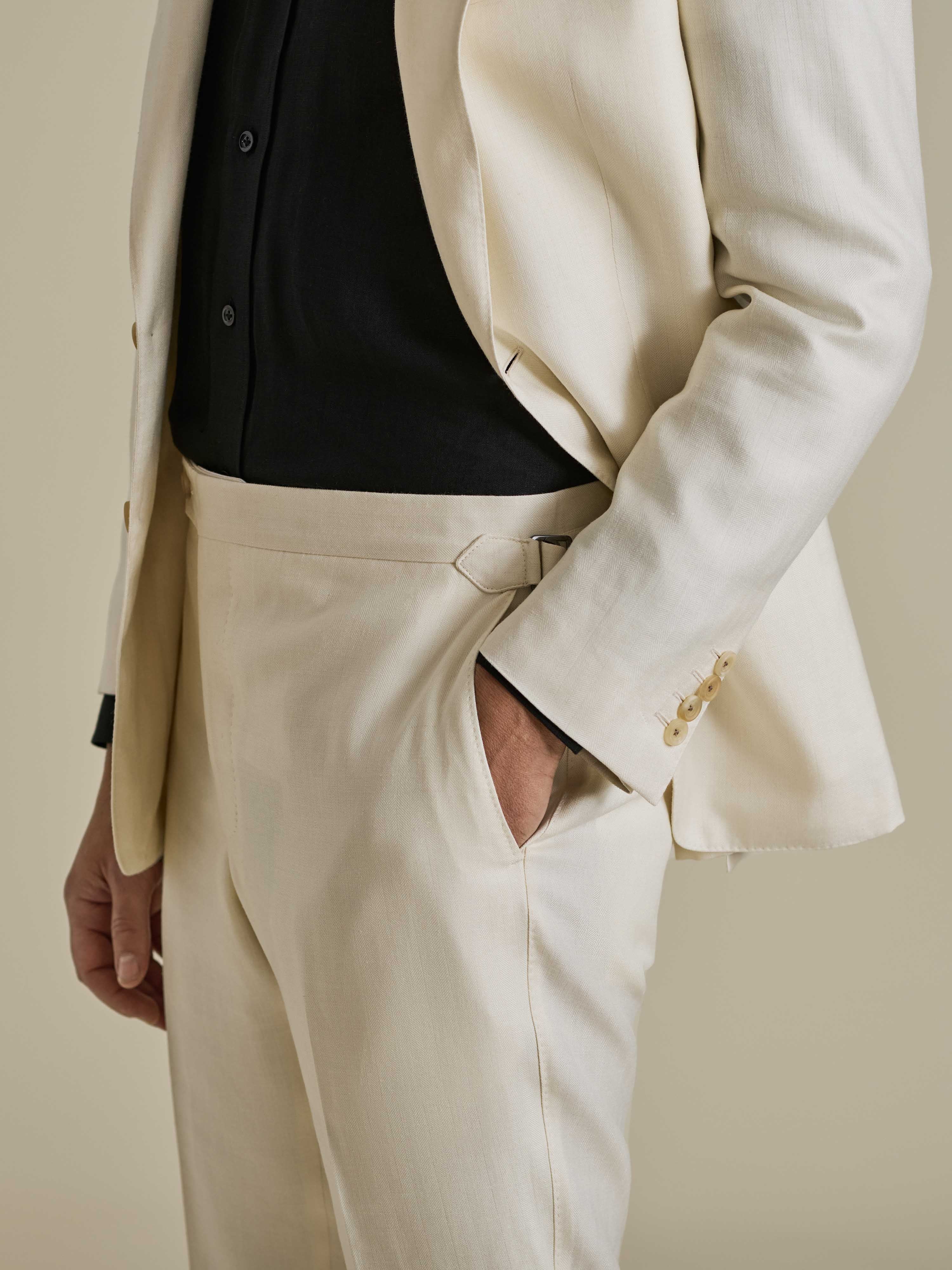 Wool Silk Single Breasted Suit Off White Model Pocket Image