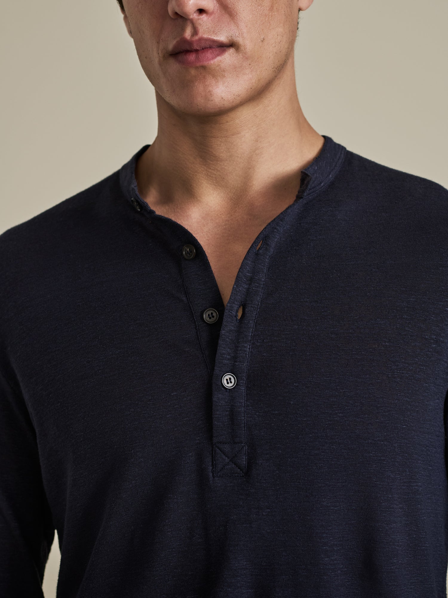 Linen Long Sleeve Henley T-Shirt Navy Model Neck Image