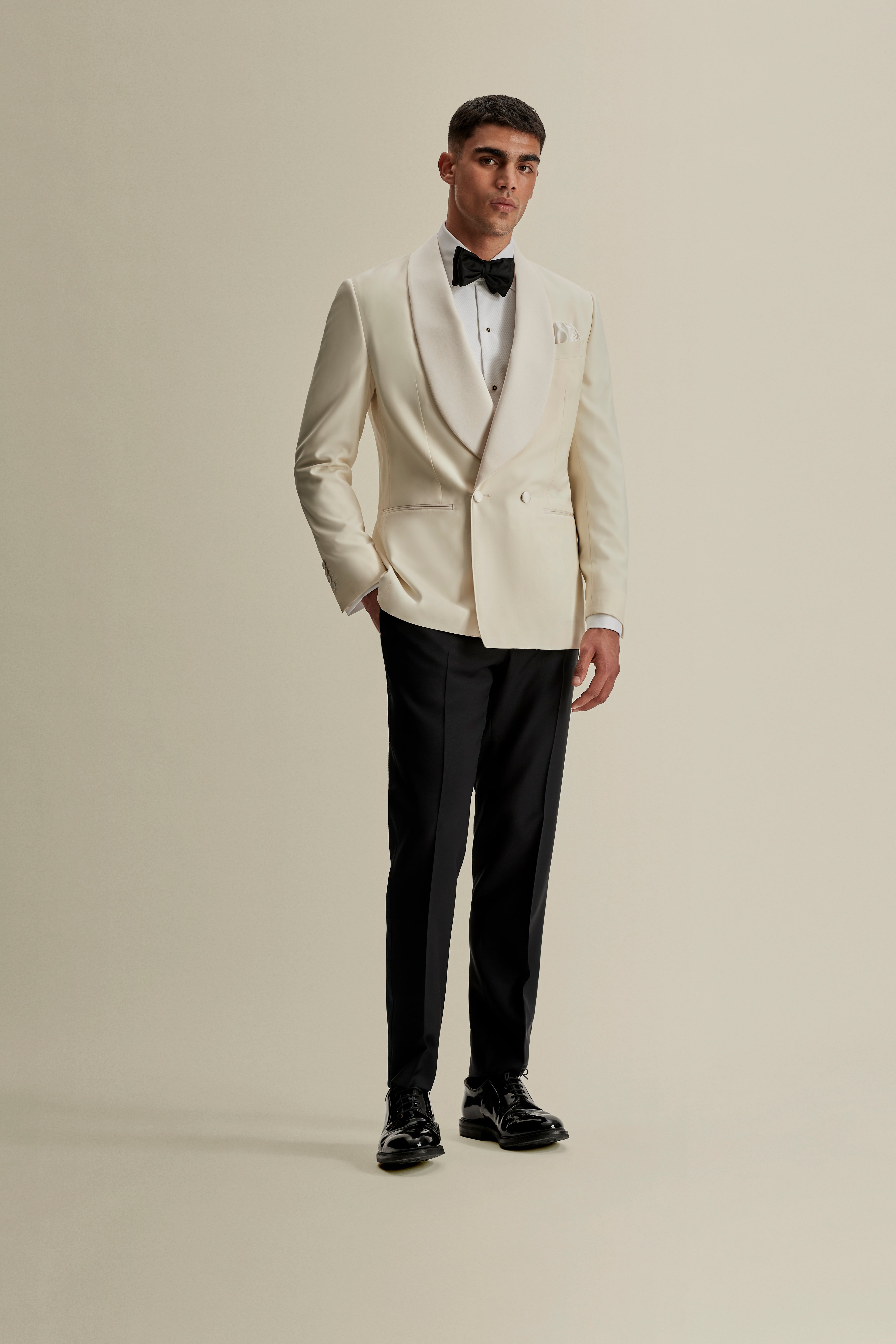 Wool Double Breasted Shawl Lapel Dinner Jacket White Model