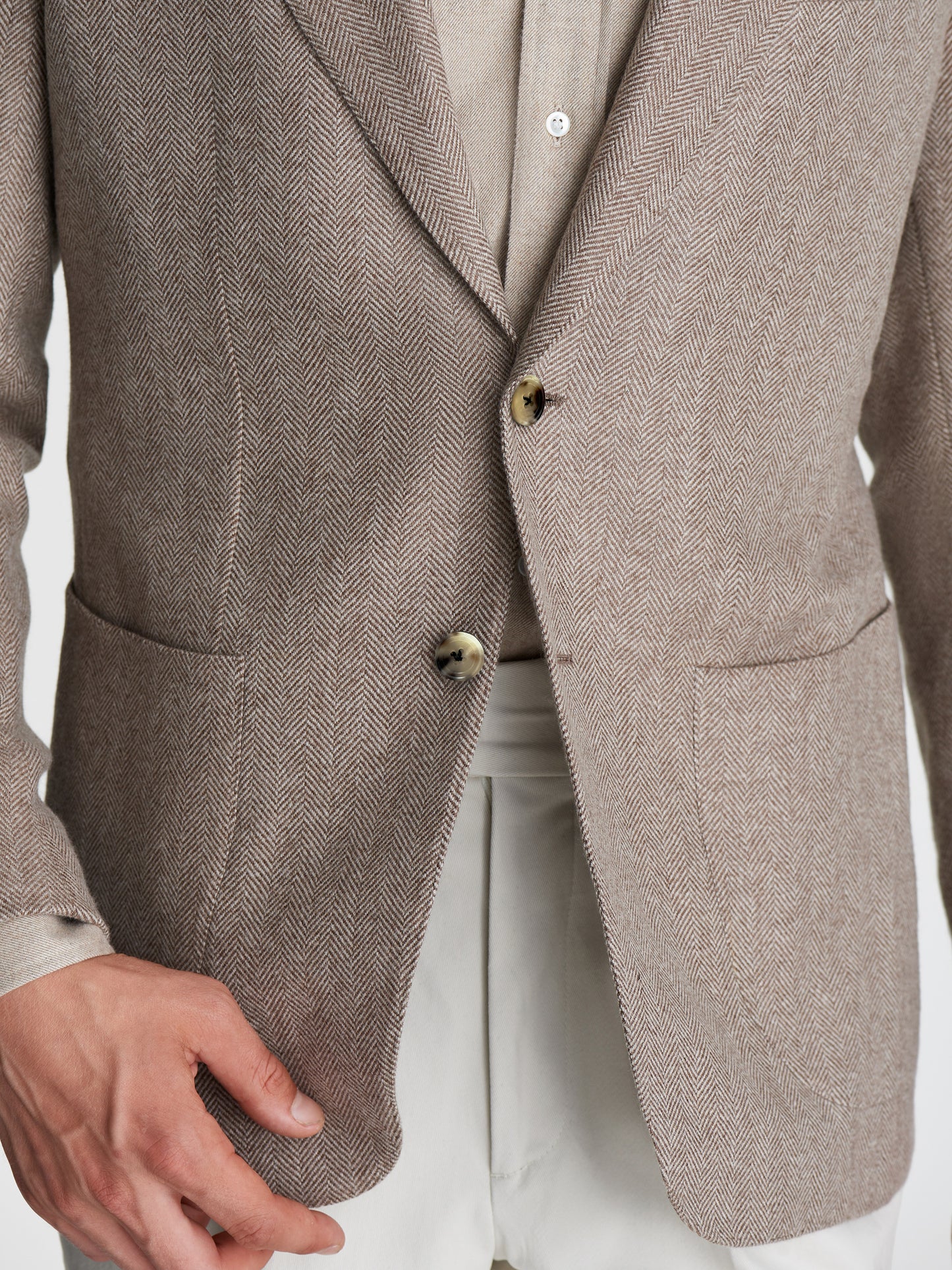 Cashmere Unstructured Single Breasted Jacket Brown Twill Detail Model Image