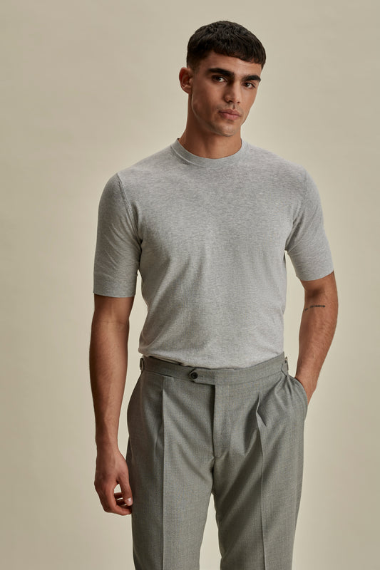 Crepe Cotton T-Shirt Grey Mid Crop Model Image