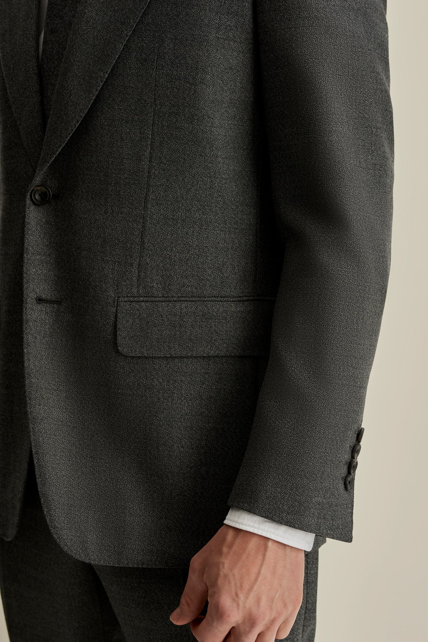 Single Breasted Wool Peak Lapel Suit Grey Model Detail