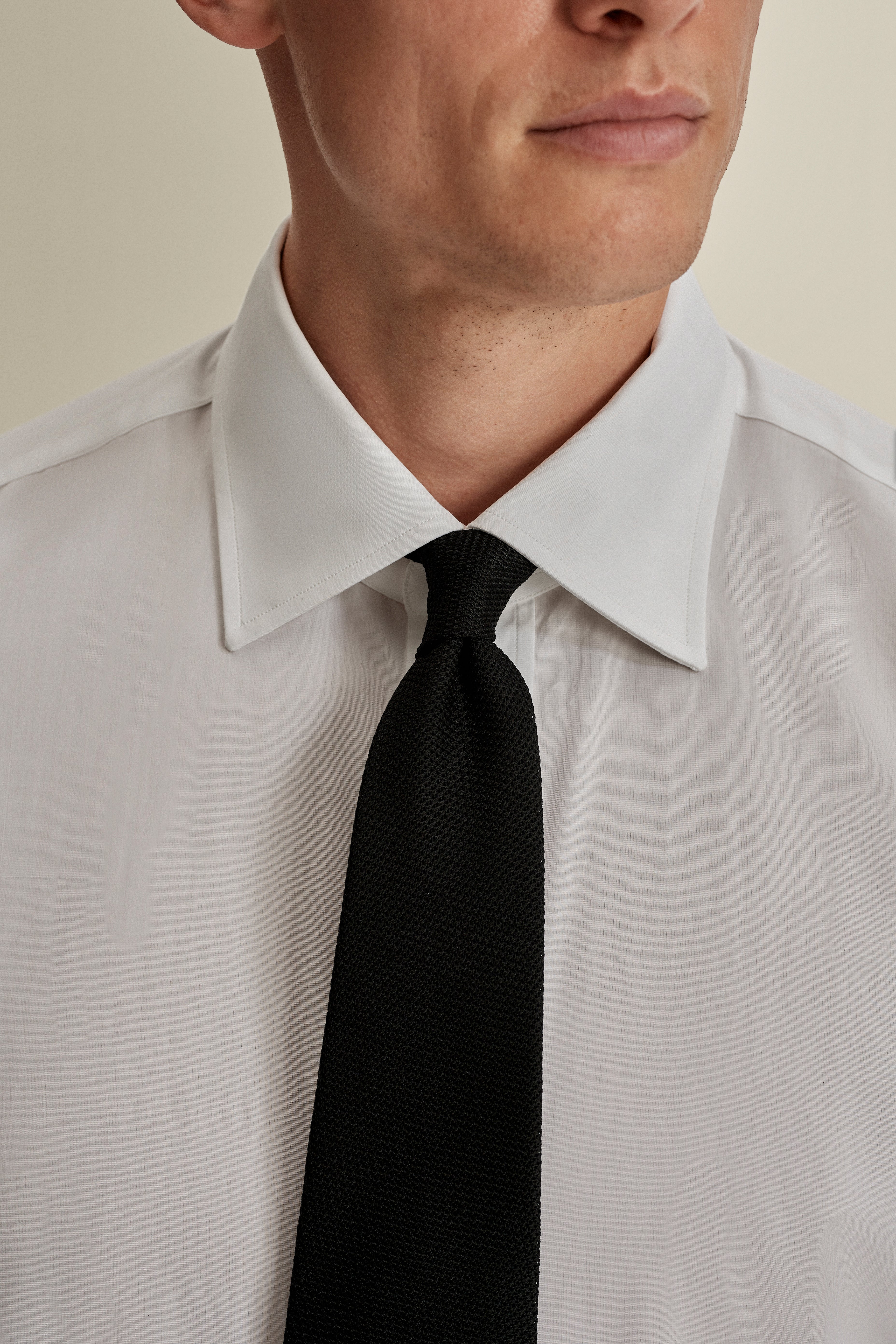 Silk Grenadine Tie Black Model Image