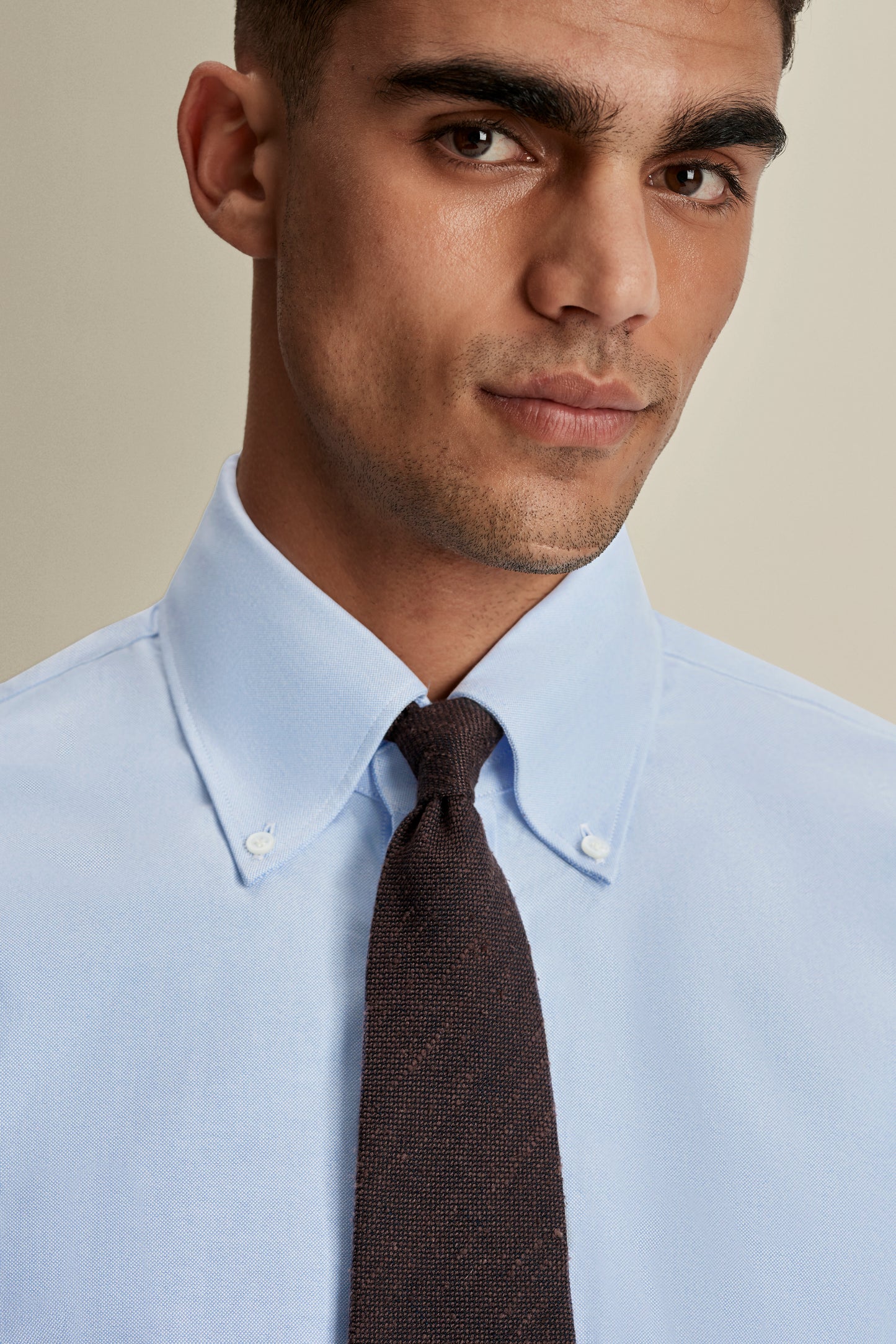 Cotton Casual Button Down Oxford Shirt Sky Blue Detail Model Image