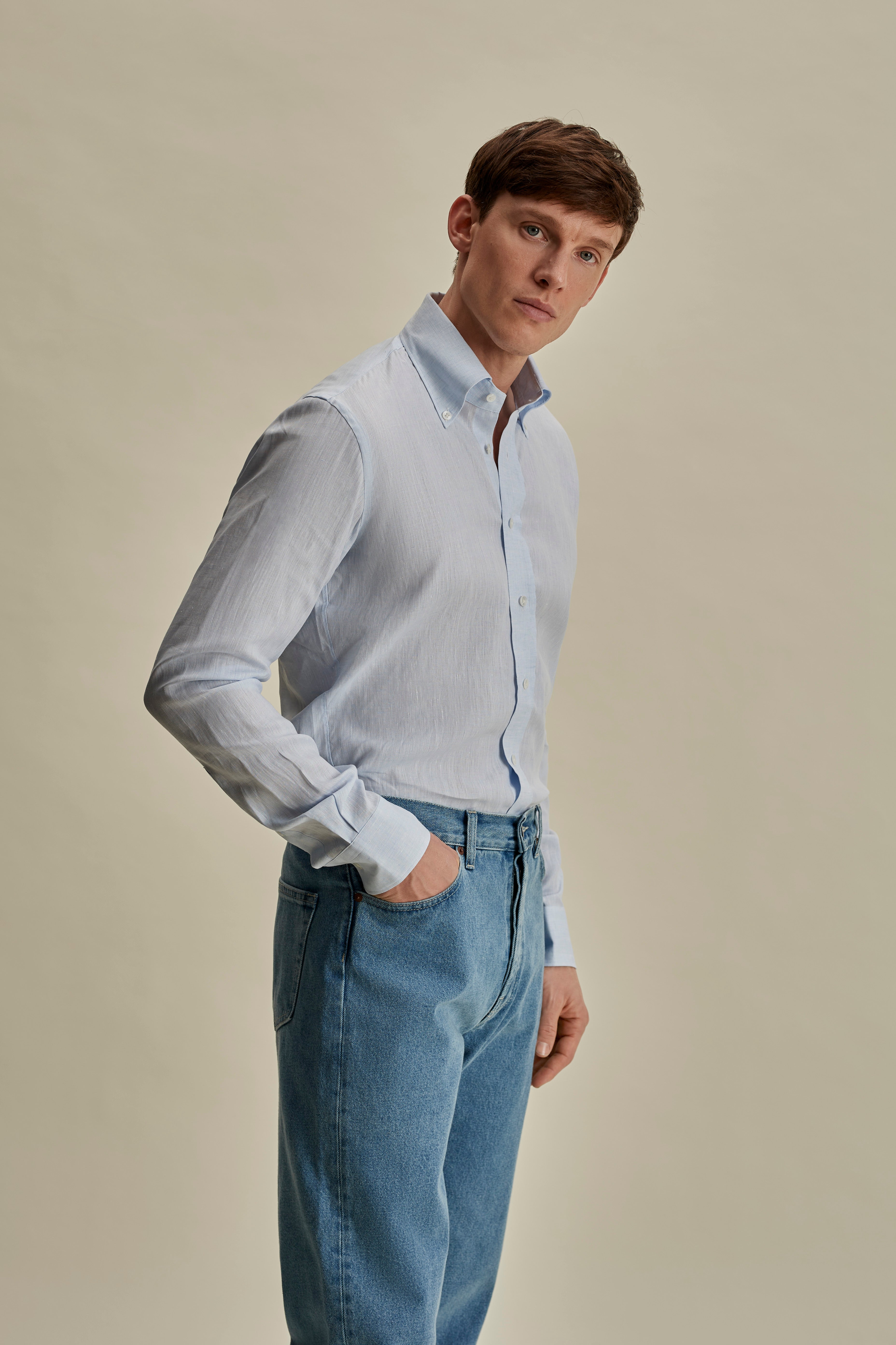 Linen Button Down Collar Shirt Sky Blue Mid Crop Model Image