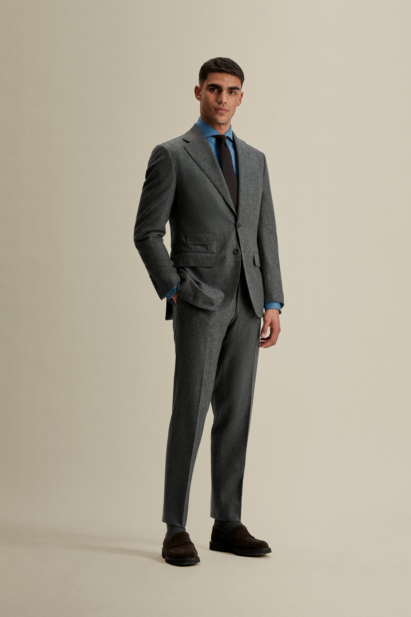 Flannel Single Breasted Wool Suit Grey Model Full Length image