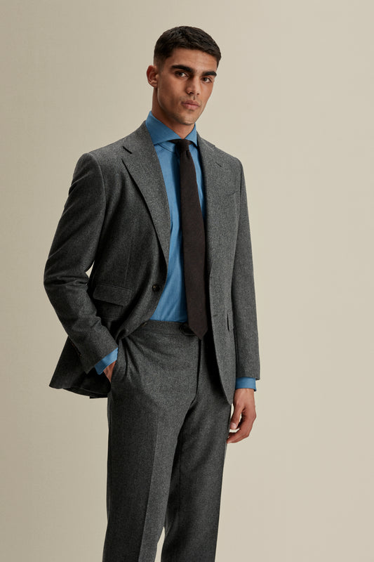 Flannel Single Breasted Wool Suit Grey Model Mid Crop image