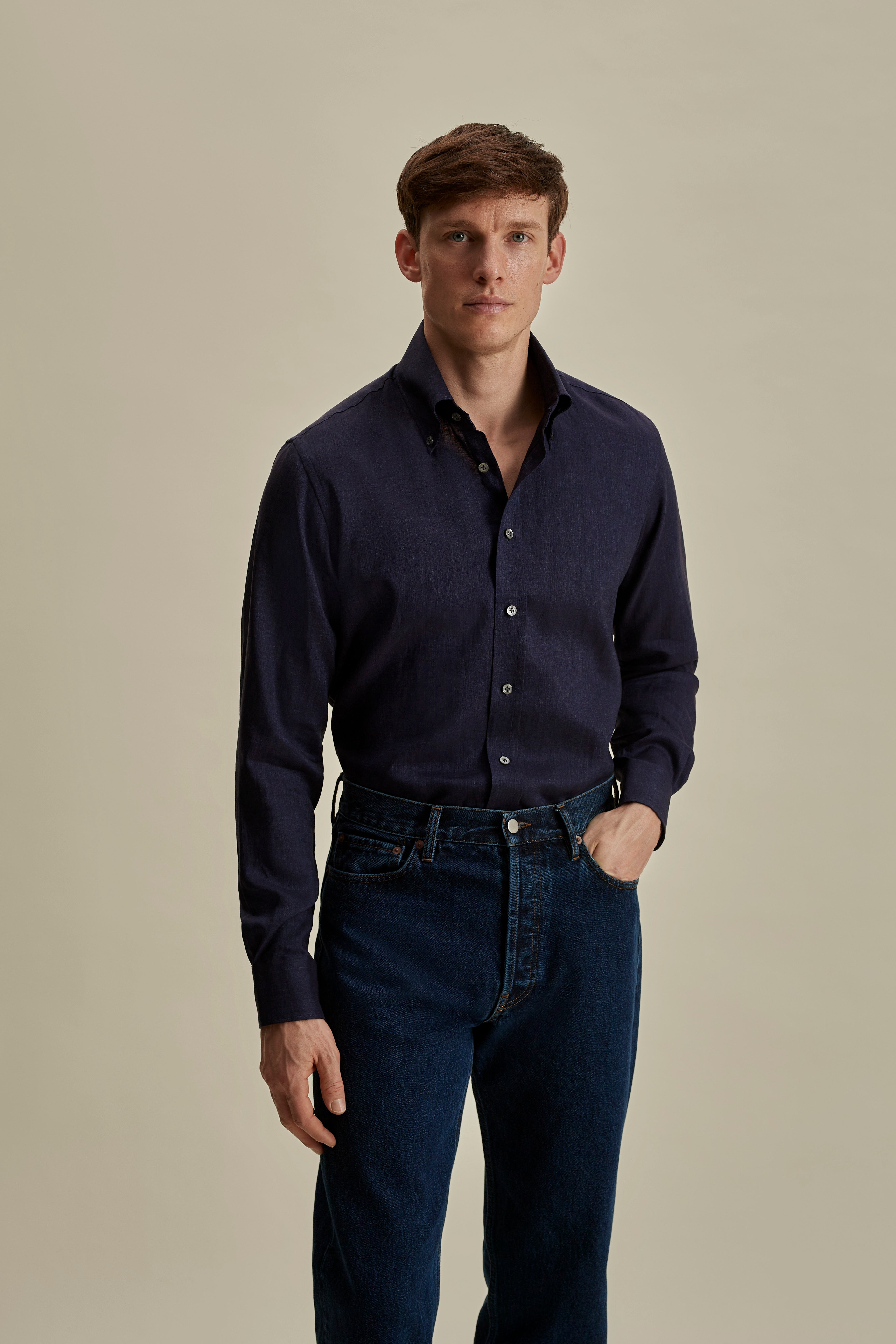 Linen Button Down Collar Shirt Navy Mid Crop Model Image