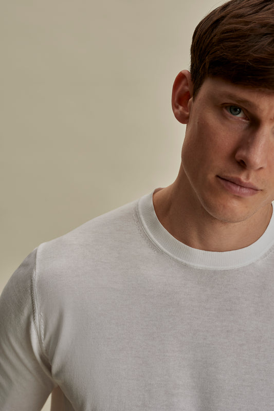 Crepe Cotton T-Shirt White Detail Model Image