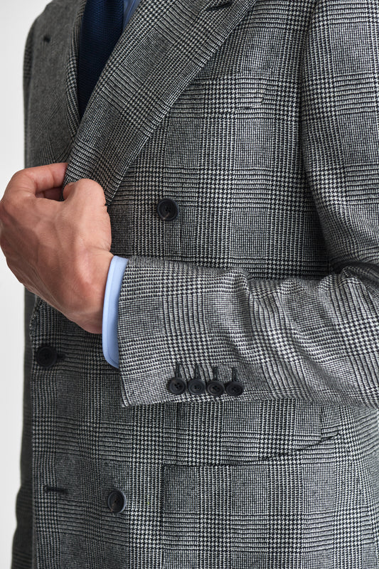 Double Breasted Wool Patch Pocket Suit Black/White Jacket Model Sleeve Image