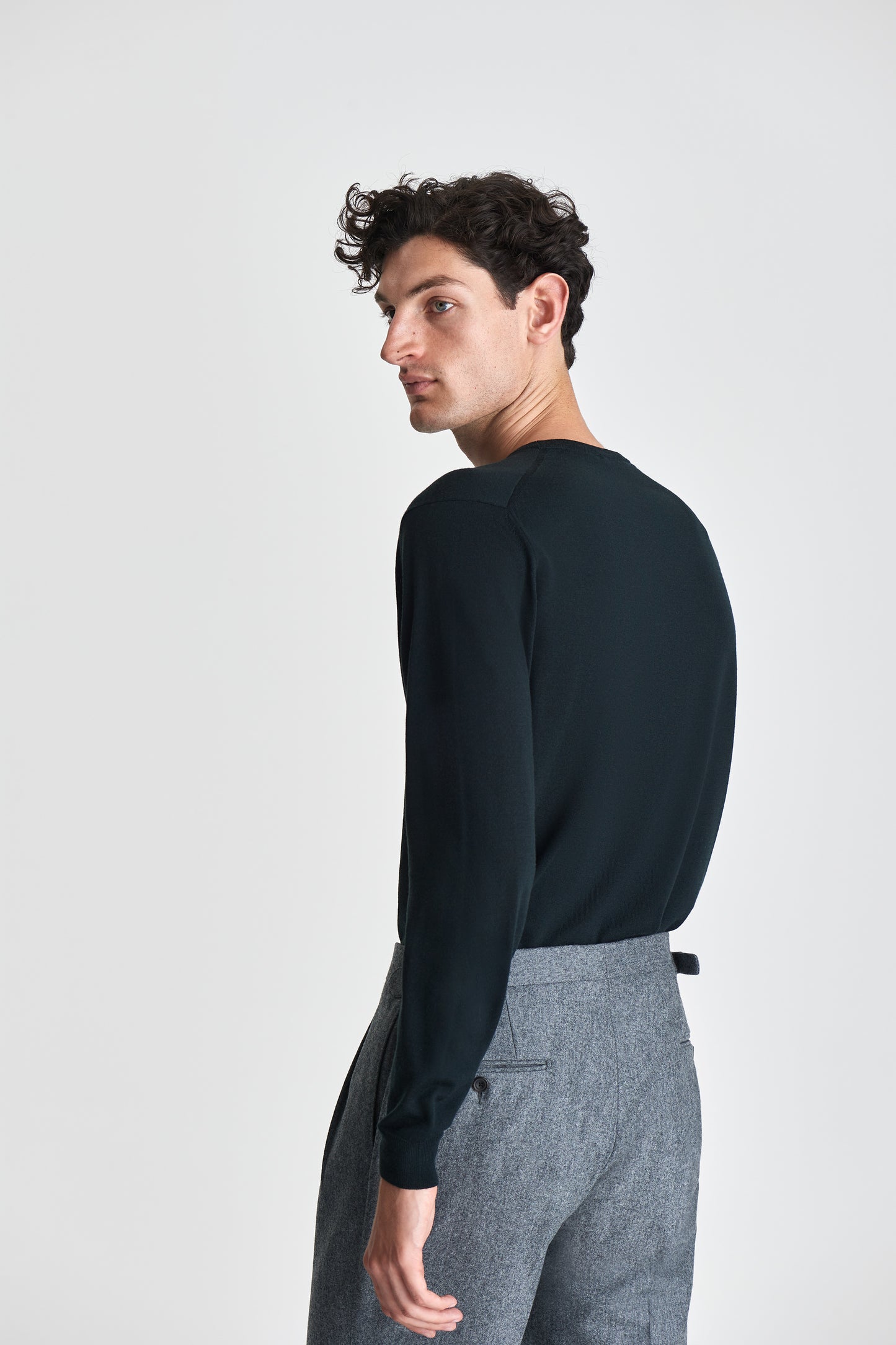 Merino Wool Extrafine Crew Neck Sweater Forest Green Model Back Image