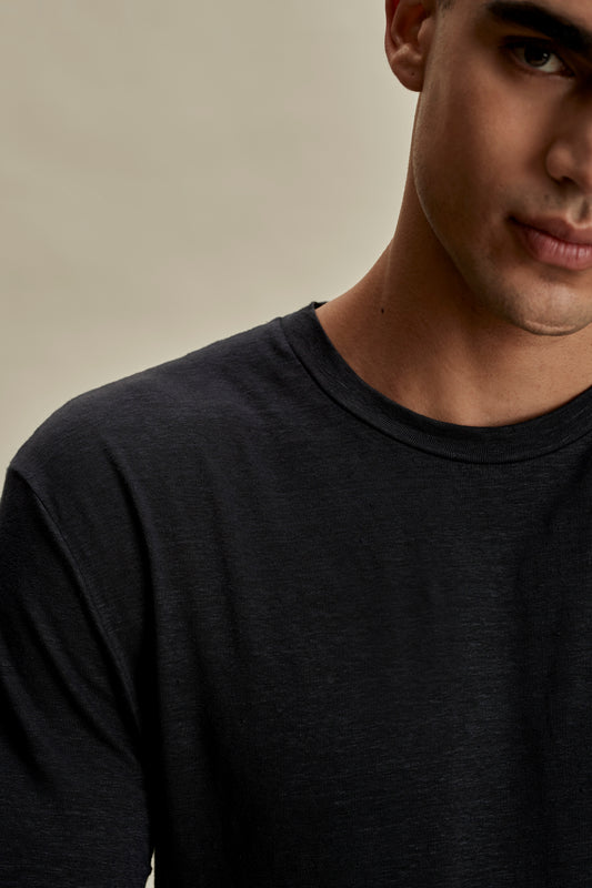 Linen Jersey T-Shirt Navy Detail Model Image