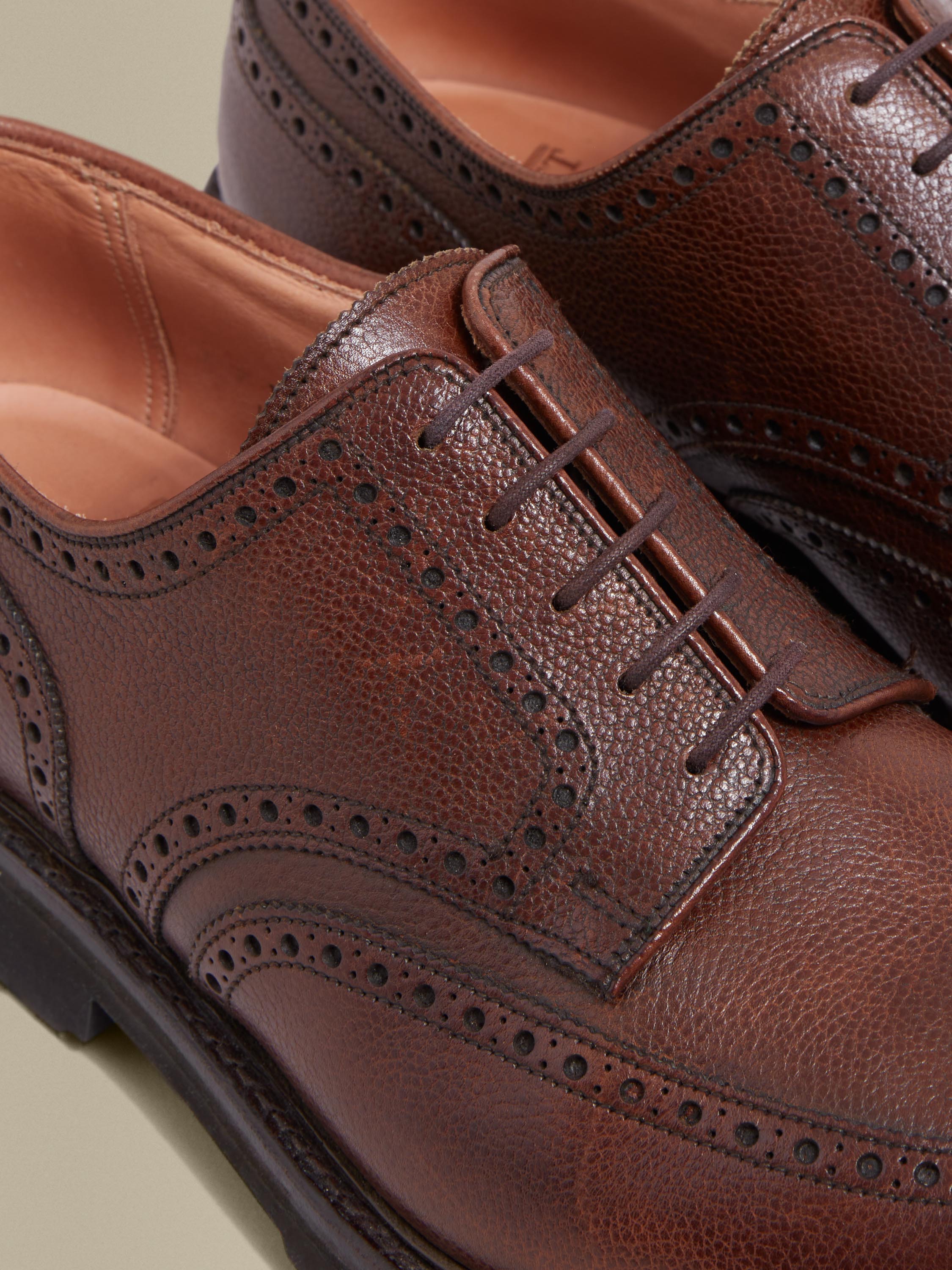 Pebble Grain Leather Brogue Shoes Product Angle Detail
