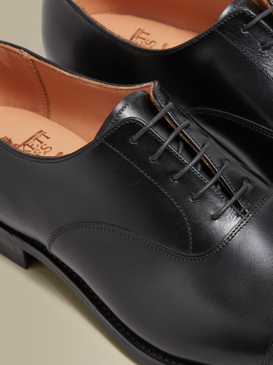 Calf Leather Oxford Shoes Black Product Image Detail