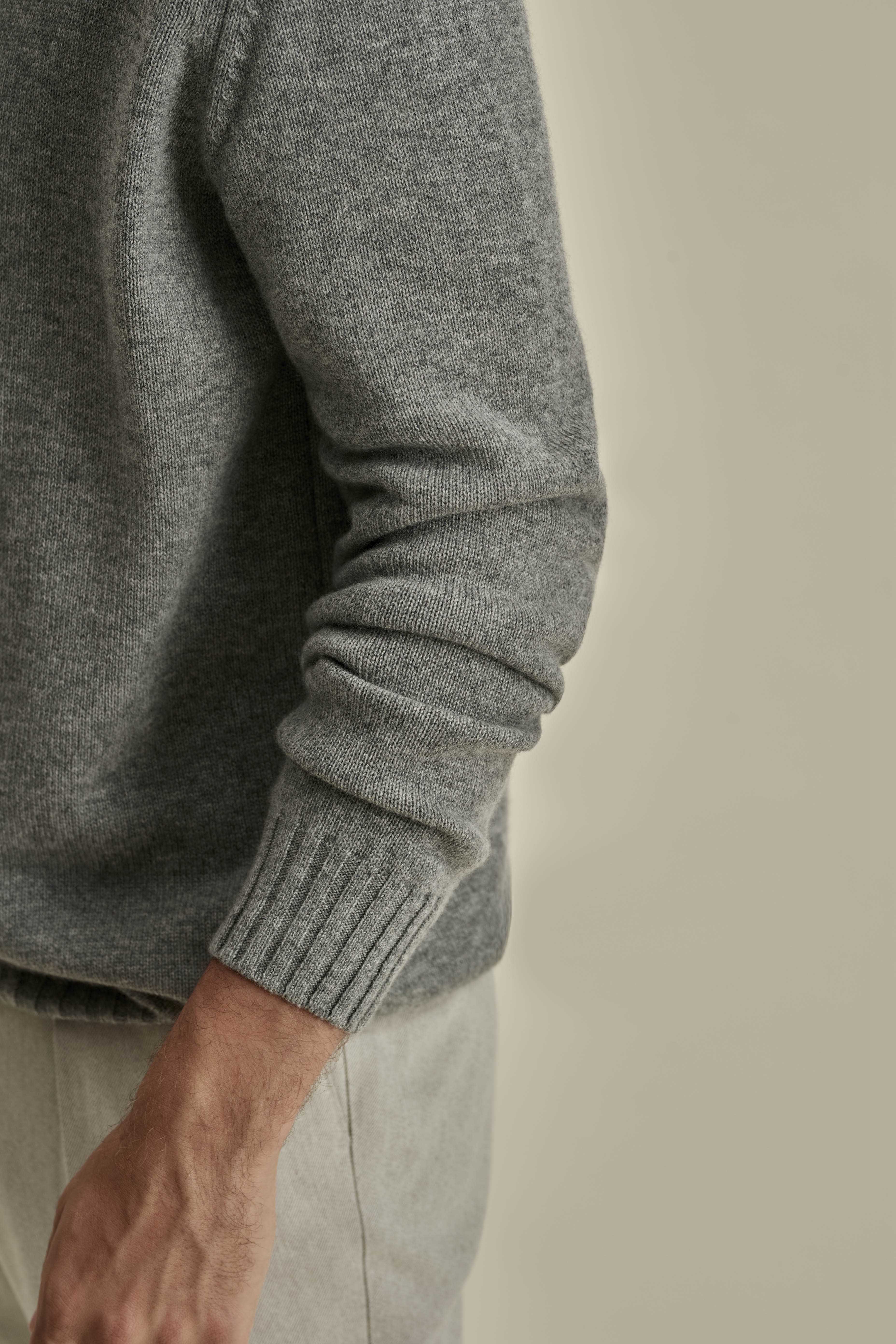 Cashmere Crew Neck Sweater Grey Model Sleeve Image