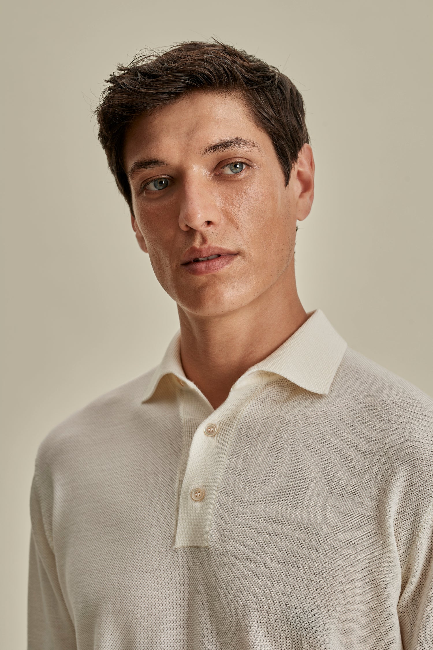 Knitted Merino Wool Long Sleeve Polo Shirt Off White Model Collar Image