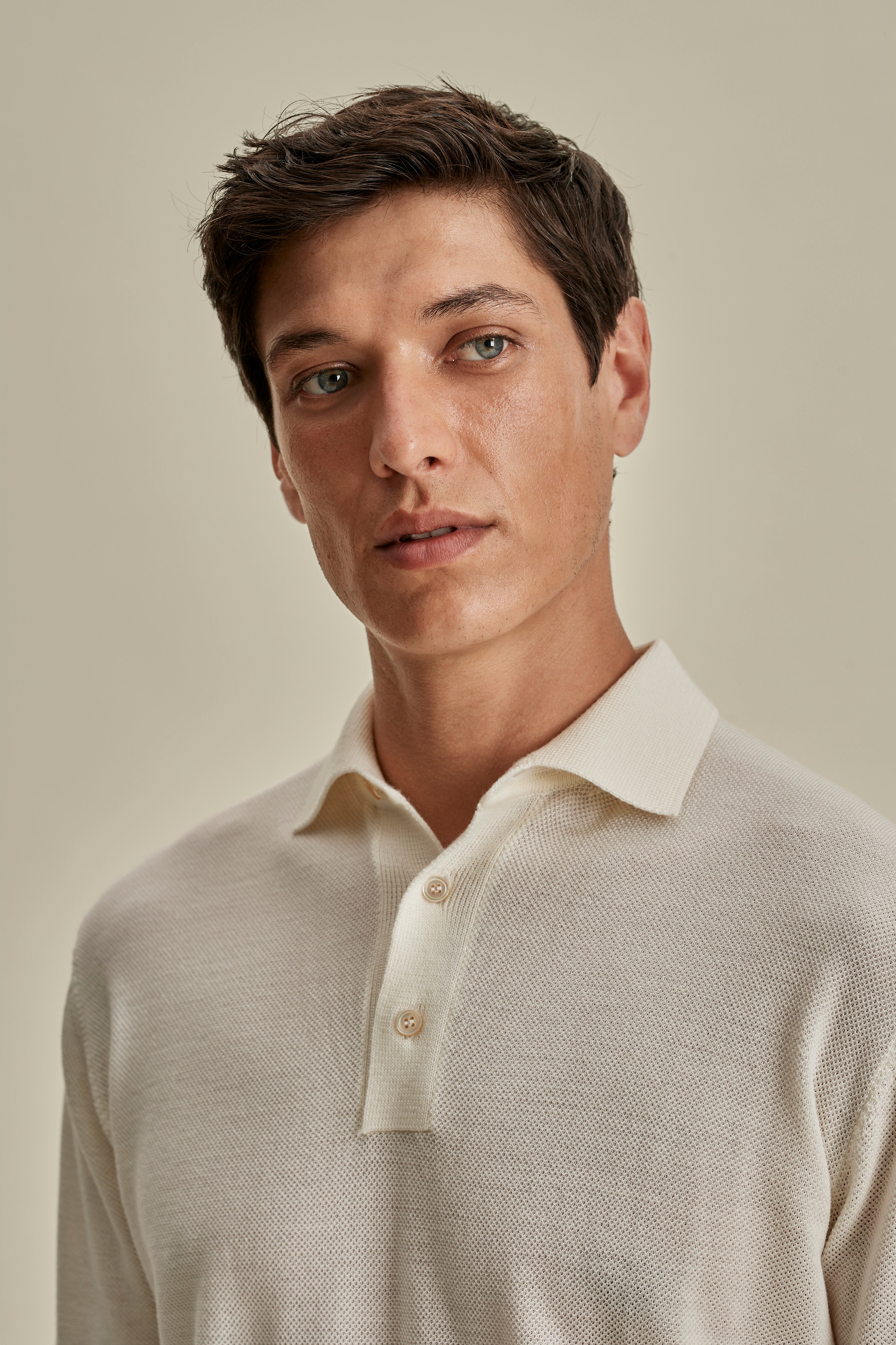 Knitted Merino Wool Long Sleeve Polo Shirt Off White Model Collar Image