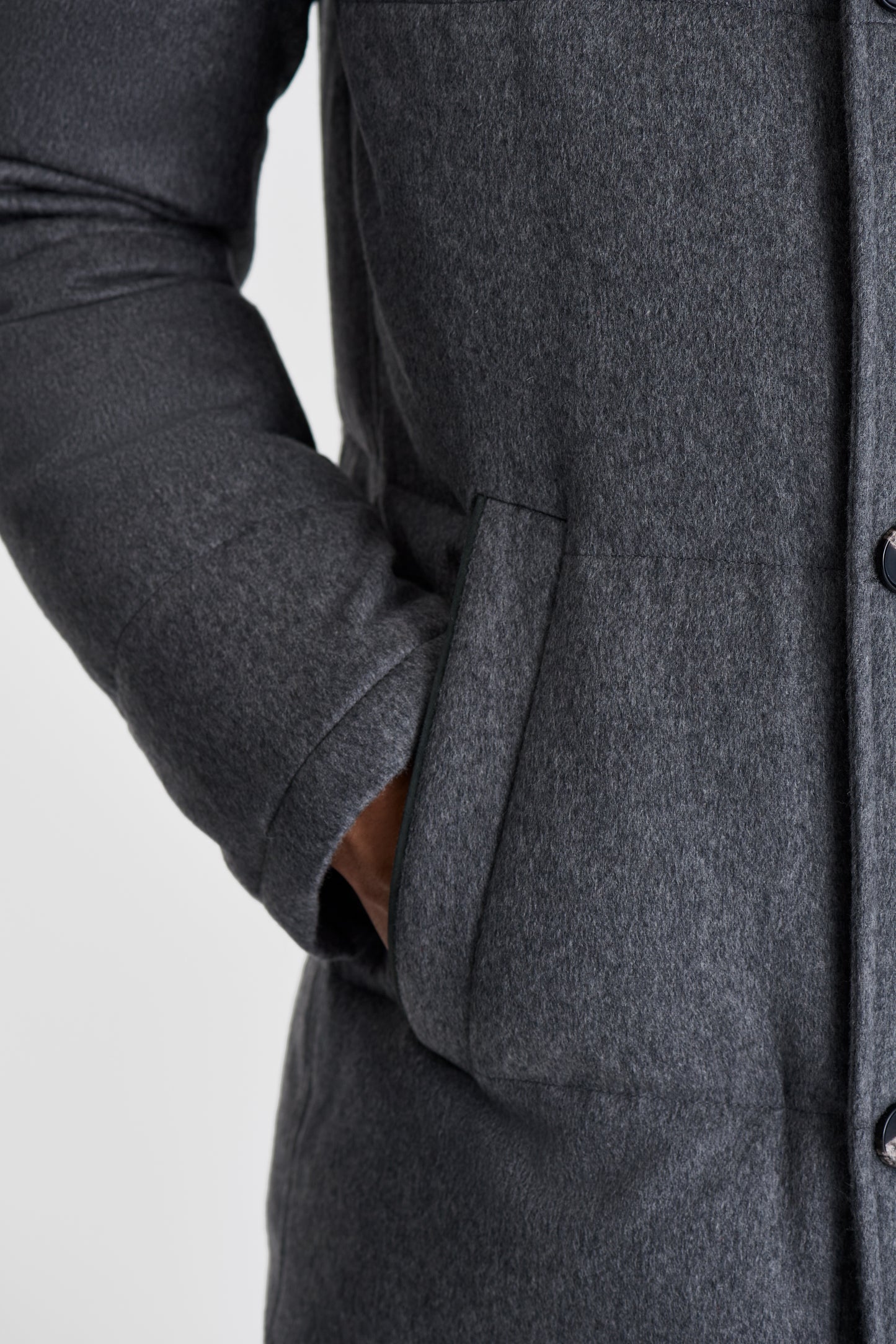 Cashmere Quilted Parka Grey Model Pocket Image