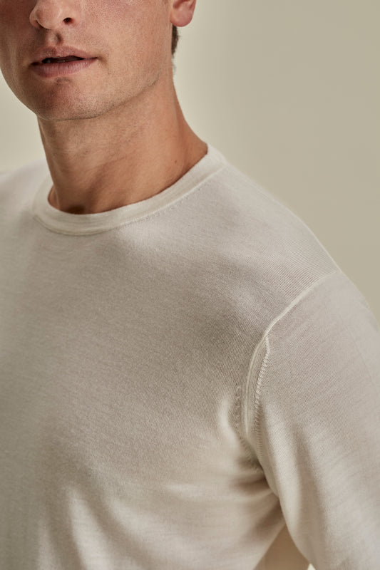 Merino Wool Extrafine Crew Neck Sweater Off White Model Shoulder Image