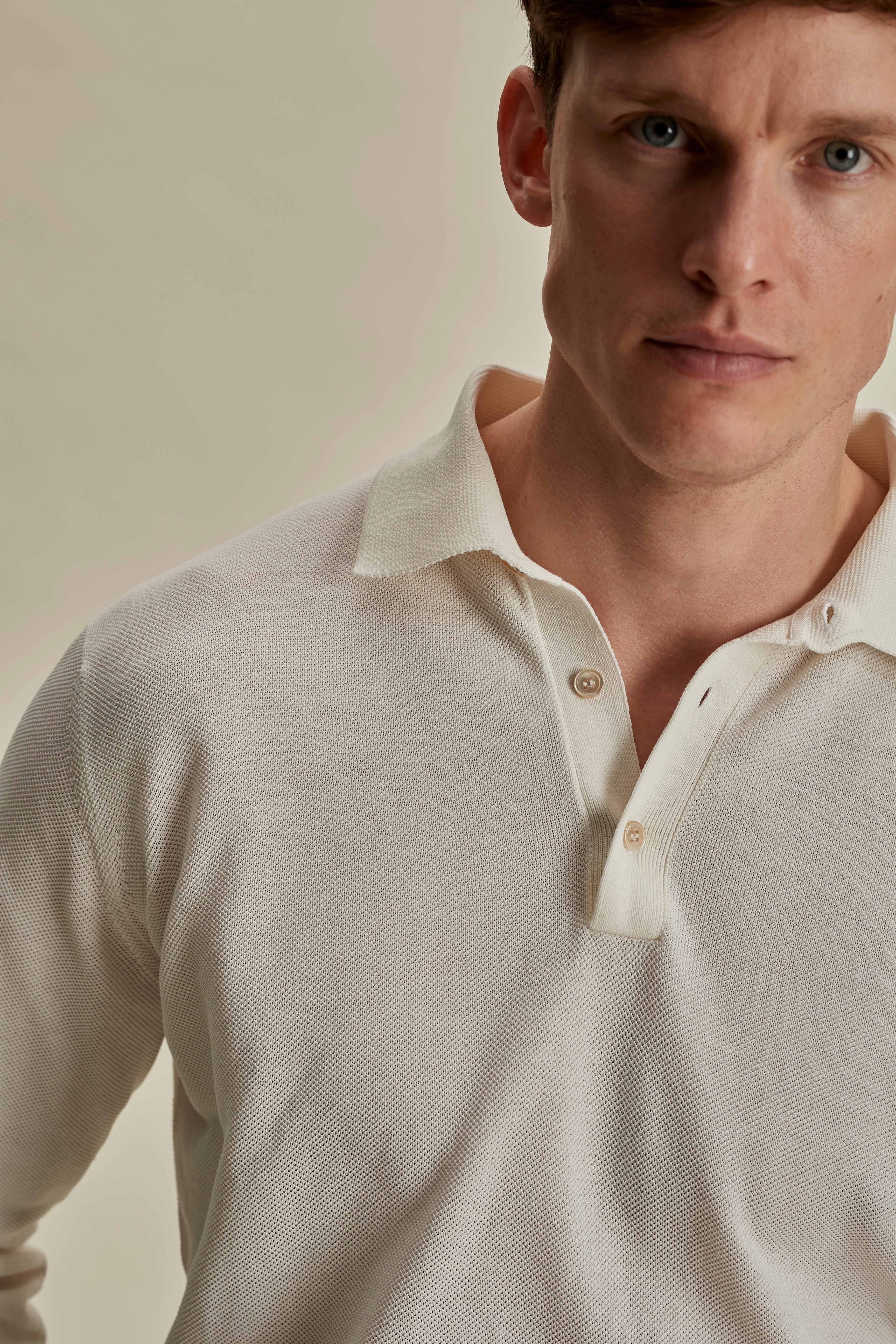 Cotton Air Crepe Long Sleeve Polo Shirt Off White Close Model Image