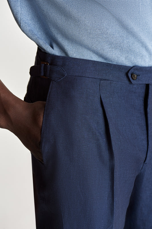 Linen Single Pleat Trousers Navy Detail Model Image