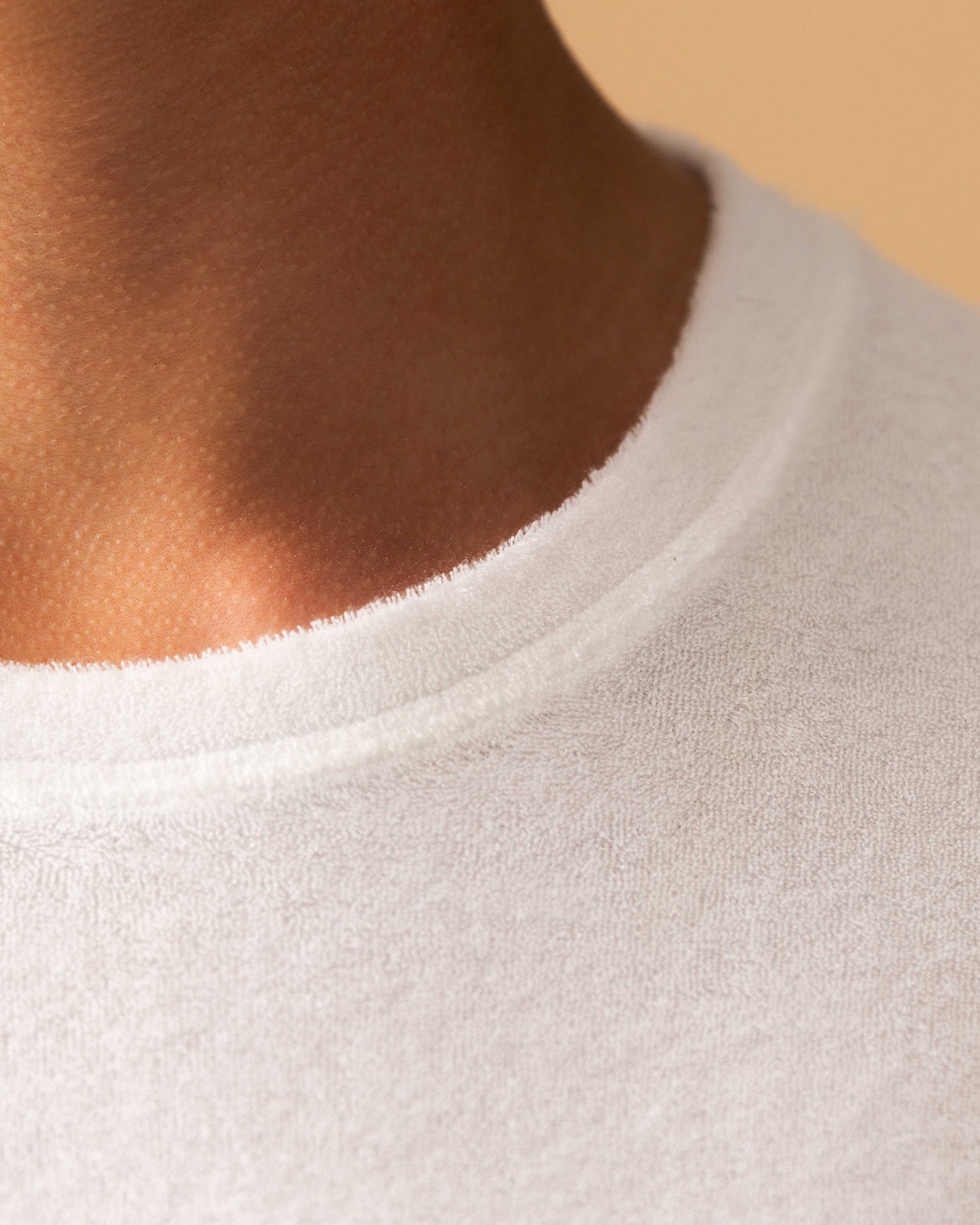 Terry Cotton Pocket T-Shirt White Neck Model Image