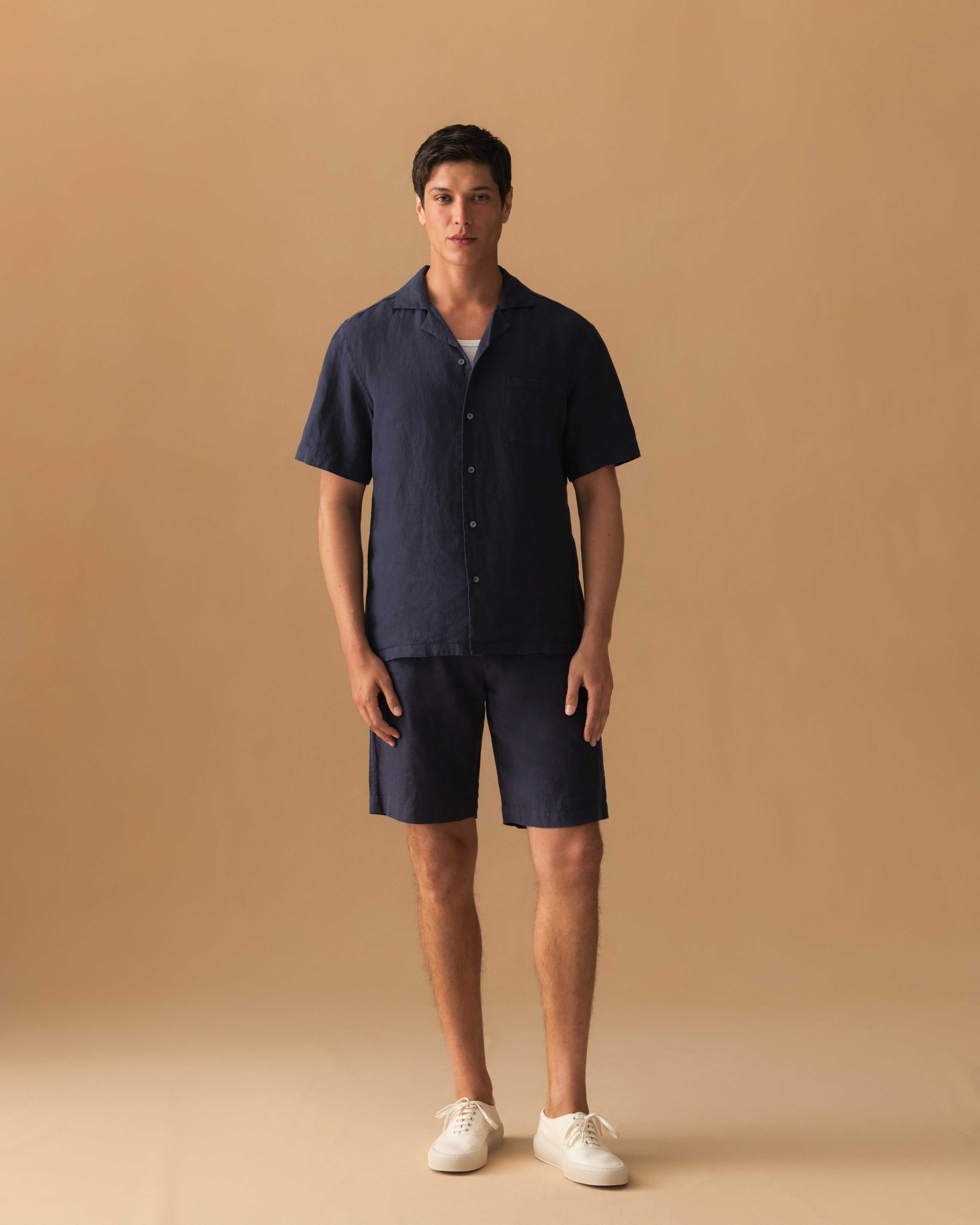 Linen Short Sleeve Shirt Navy Model Image