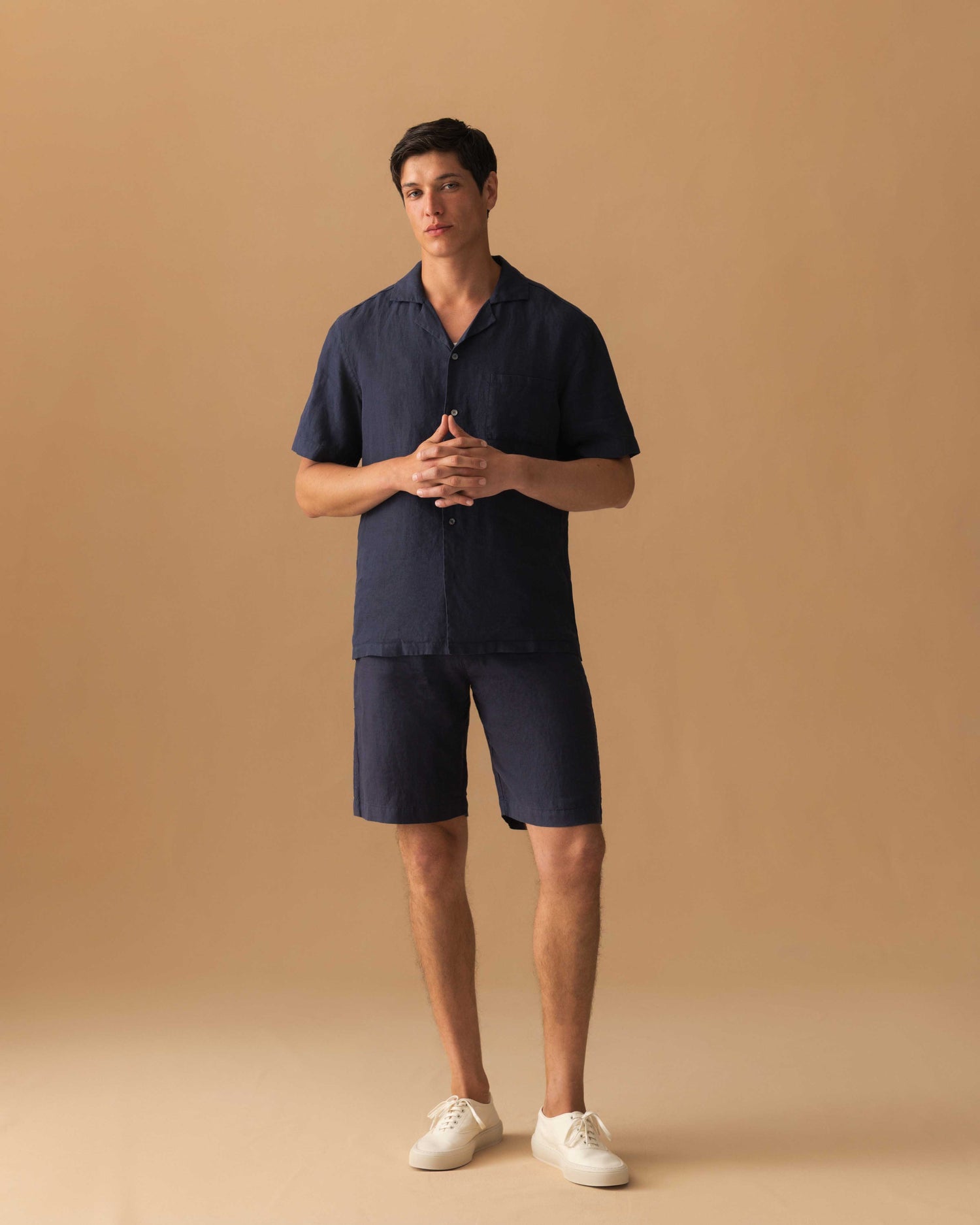 Linen Drawstring Shorts Navy Model Image