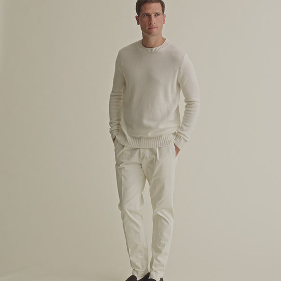 Cashmere Crew Neck Sweater Off White Model Video