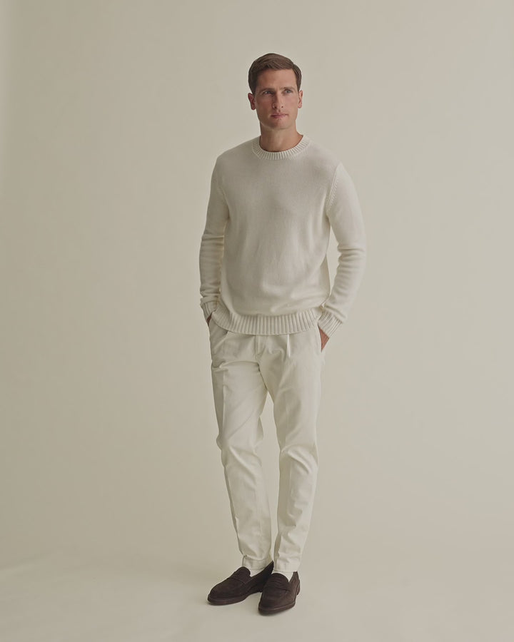 Cashmere Crew Neck Sweater Off White Model Video