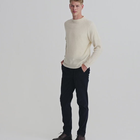 Cashmere Fisherman Rib Sweater Off-White Model Video