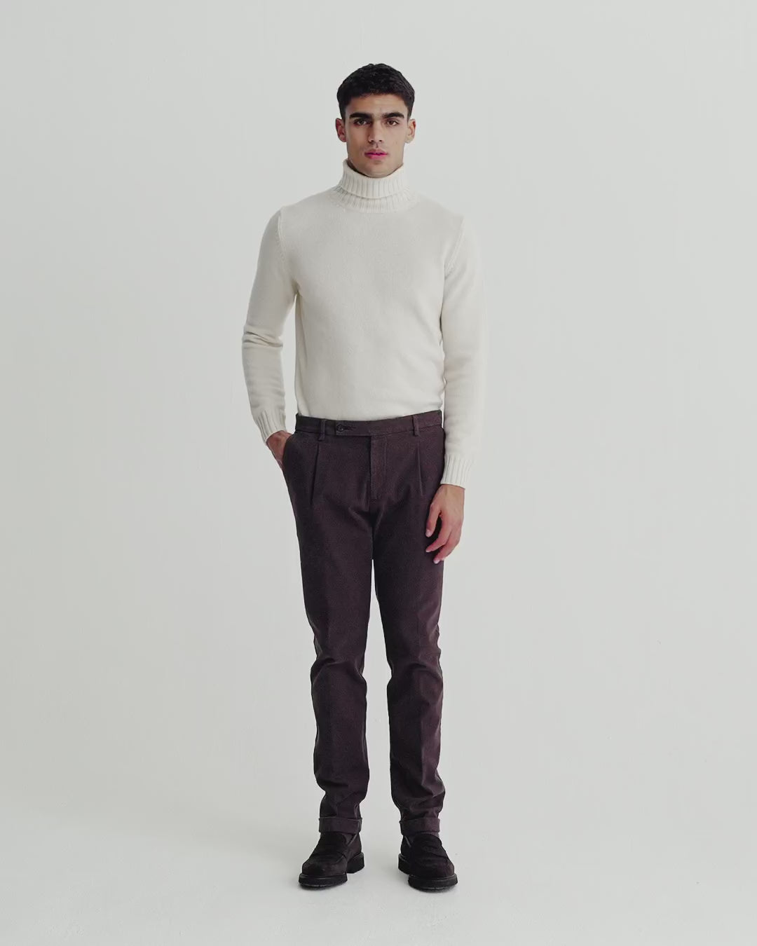 Cotton Single Pleat Chinos Brown Model Video