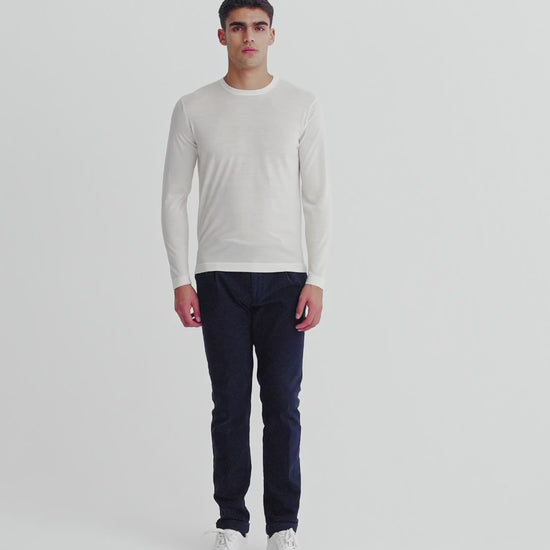 Wool Long Sleeve relaxed Fit T-Shirt Off White Model Video