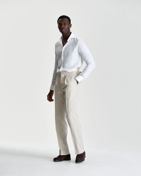 Cutaway Collar Linen Shirt White Model Full length 